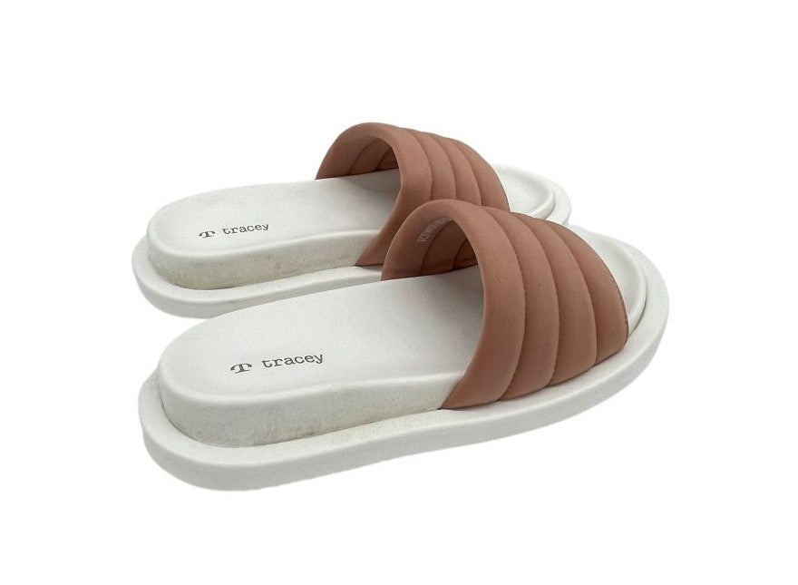 Adley Comfy Flat